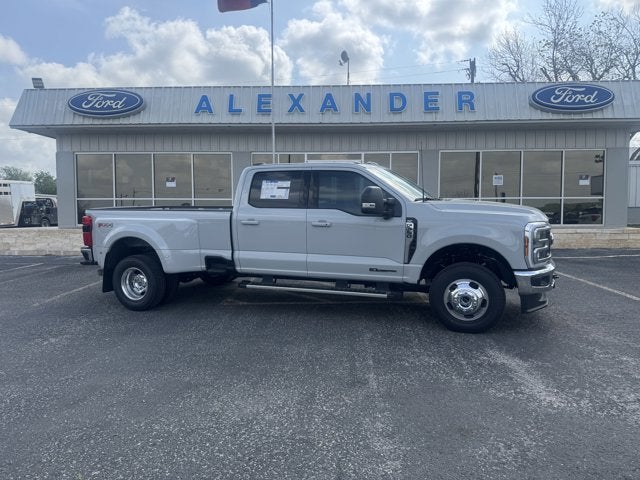 2026 Ford Super Duty F-350 DRW XLT