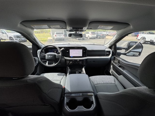 2026 Ford Super Duty F-350 DRW XLT