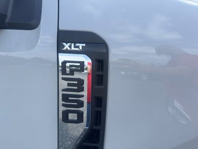 2026 Ford Super Duty F-350 DRW XLT