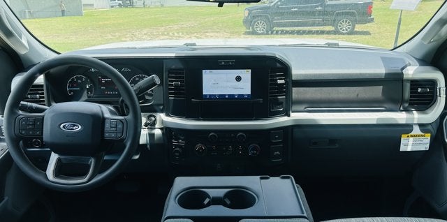2026 Ford Super Duty F-350 DRW XLT