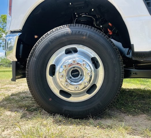2026 Ford Super Duty F-350 DRW XLT