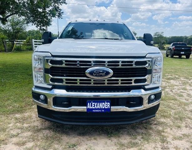 2026 Ford Super Duty F-350 DRW XLT