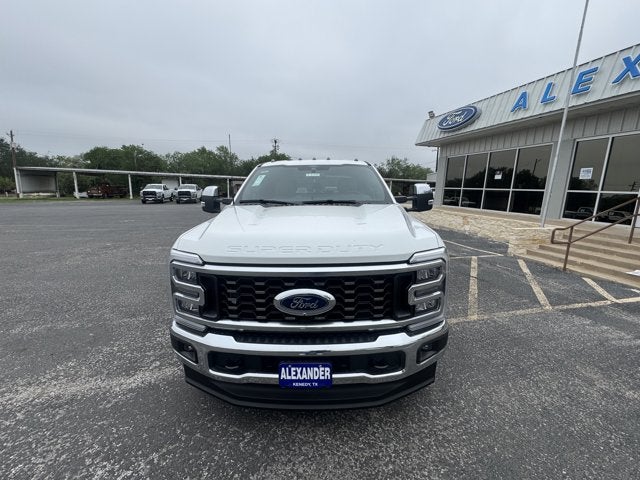 2026 Ford Super Duty F-350 DRW LARIAT