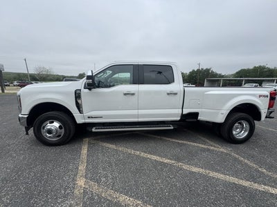 2026 Ford Super Duty F-350 DRW LARIAT