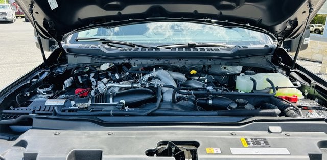 2026 Ford Super Duty F-350 DRW LARIAT