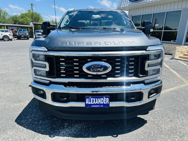2026 Ford Super Duty F-350 DRW LARIAT