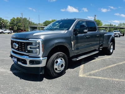 2026 Ford Super Duty F-350 DRW LARIAT