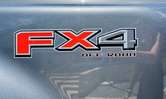 2026 Ford Super Duty F-350 DRW LARIAT