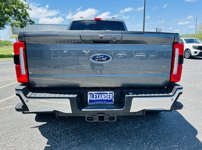 2026 Ford Super Duty F-350 DRW LARIAT