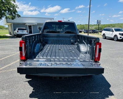 2026 Ford Super Duty F-350 DRW LARIAT