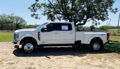 2023 Ford Super Duty F-450 DRW LARIAT
