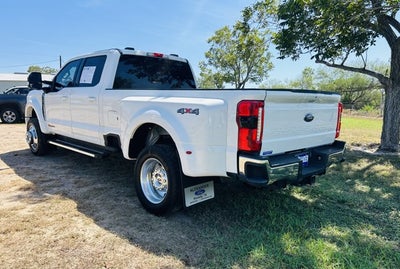 2023 Ford Super Duty F-450 DRW LARIAT