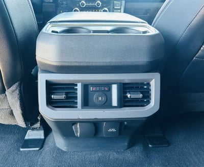 2023 Ford Super Duty F-450 DRW LARIAT
