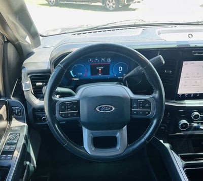 2023 Ford Super Duty F-450 DRW LARIAT