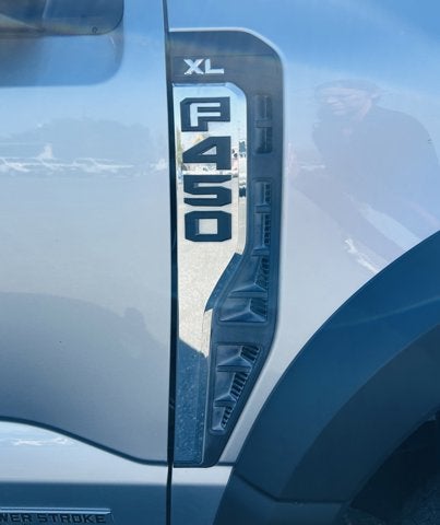 2024 Ford Super Duty F-450 DRW XL