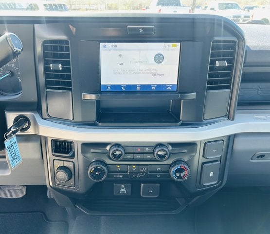 2026 Ford Super Duty F-350 SRW XL