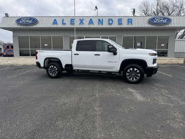 2025 Chevrolet Silverado 2500HD Custom