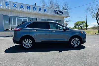 2022 Ford Edge Titanium