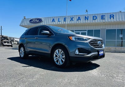 2022 Ford Edge Titanium