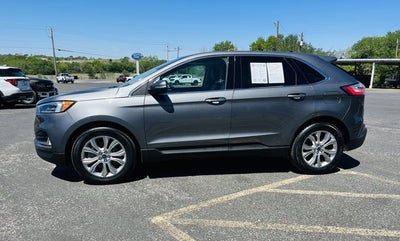 2022 Ford Edge Titanium