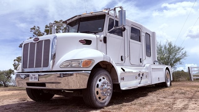 2005 PETERBUILT 335 Base