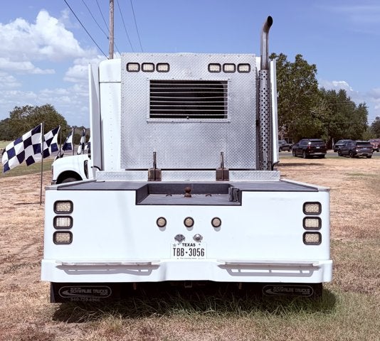 2005 PETERBUILT 335 Base