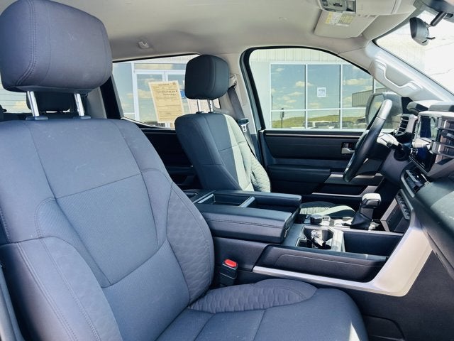 2022 Toyota Tundra 4WD SR5