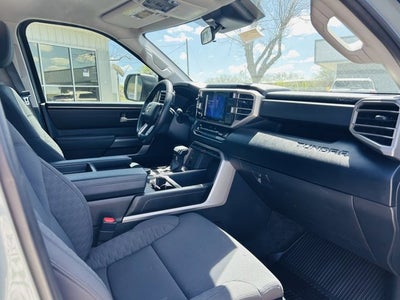 2022 Toyota Tundra 4WD SR5