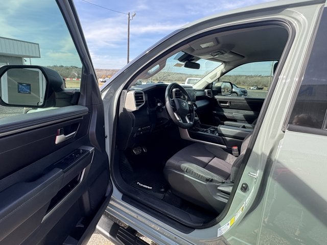 2022 Toyota Tundra 4WD SR5