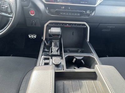 2022 Toyota Tundra 4WD SR5